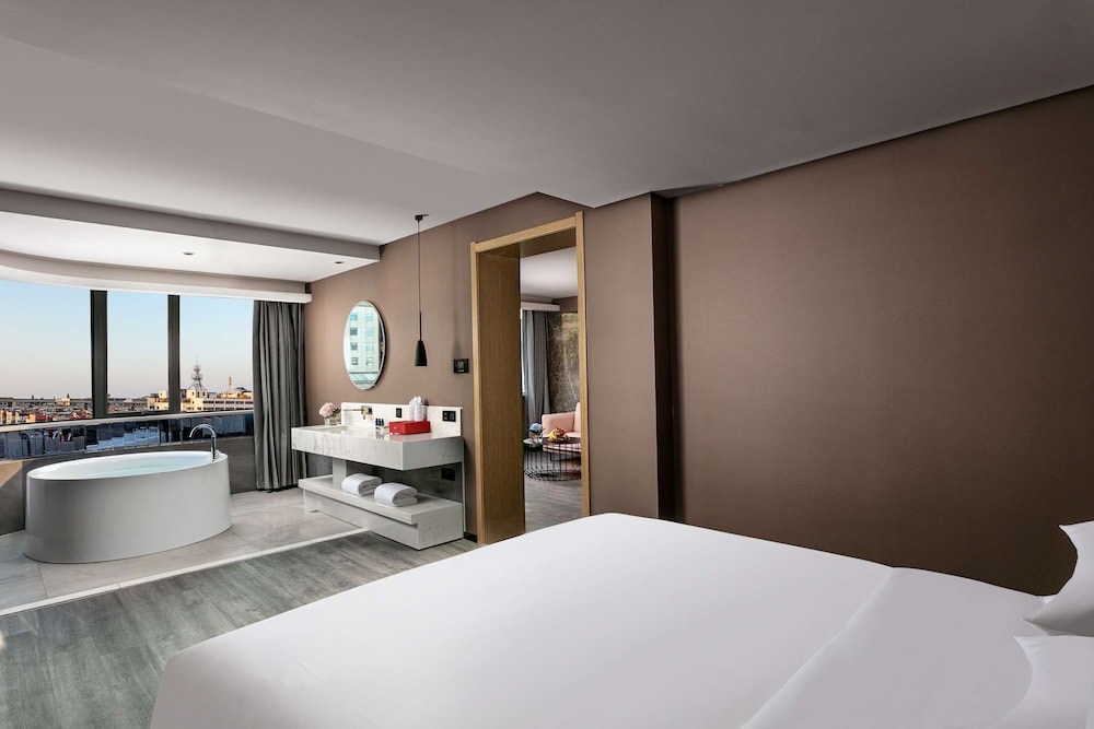 Ramada by Wyndham Yangzhou Slender West Lake 6/19
