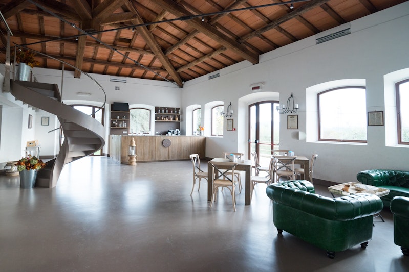 Borgo Pallavicini Mori 12/18
