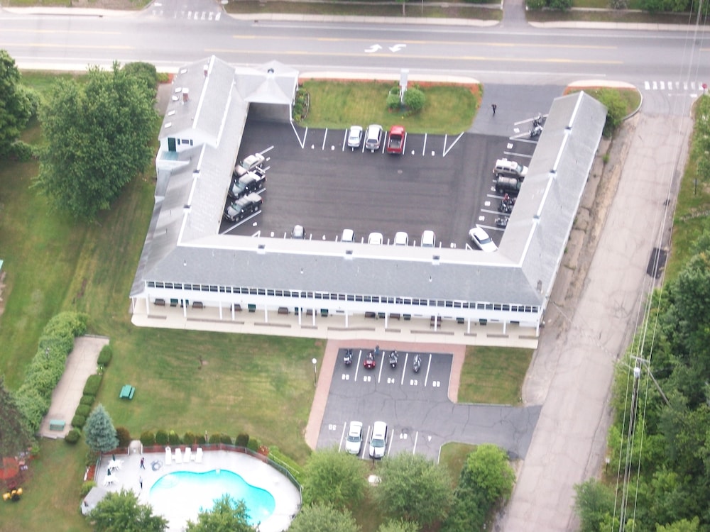 Briarcliff Motel 3/30
