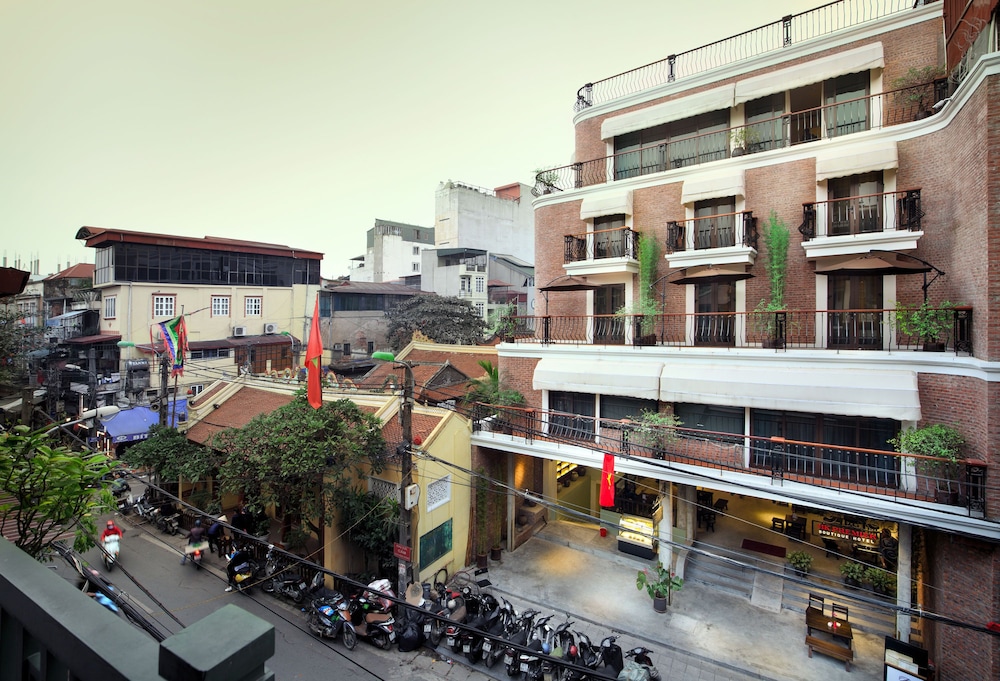 MK Premier Boutique Hotel 3/65