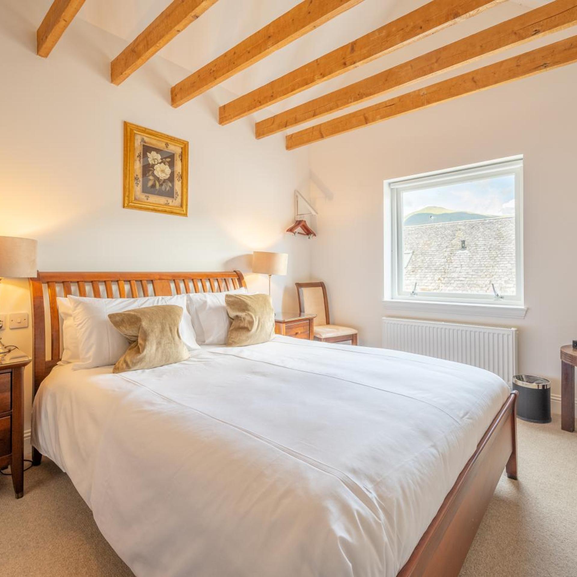 Ardeonaig Hotel 15/50