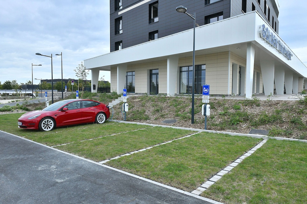Golden Tulip Reims 43/50