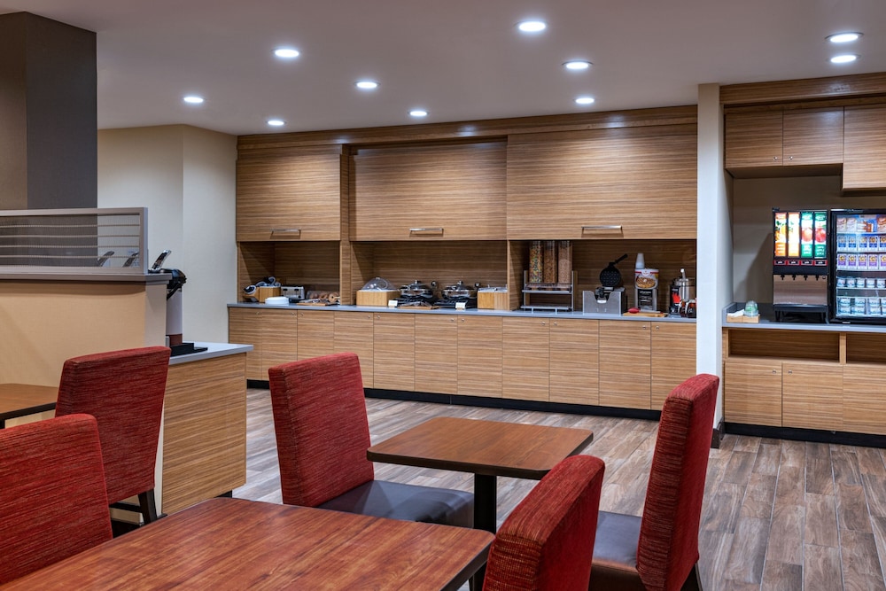 TownePlace Suites by Marriott Edgewood Aberdeen 14/23