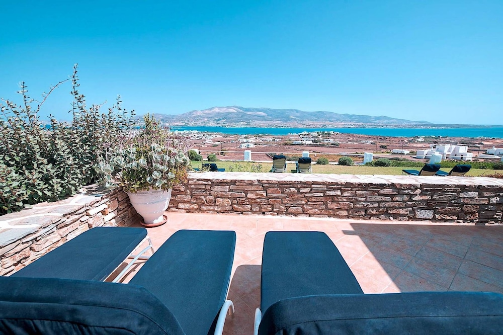Antiparos View 19/50