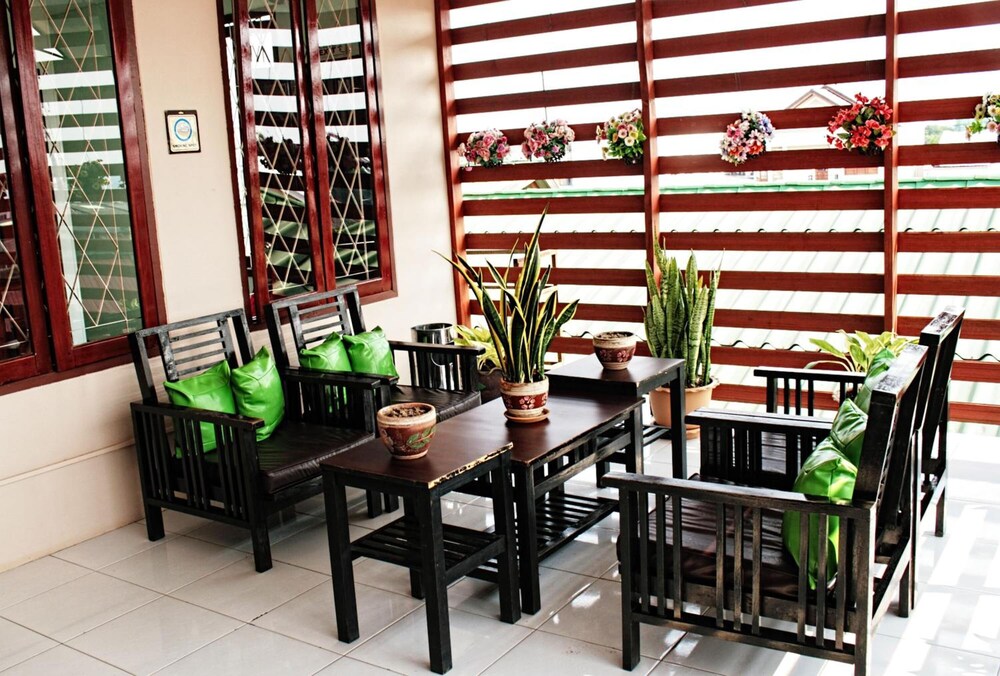 Mixay Paradise Hotel 53/78