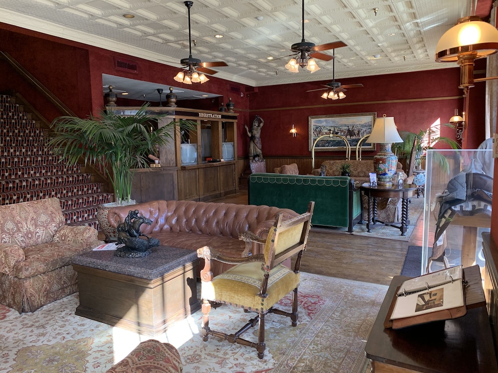 Stockyards Hotel 41/47