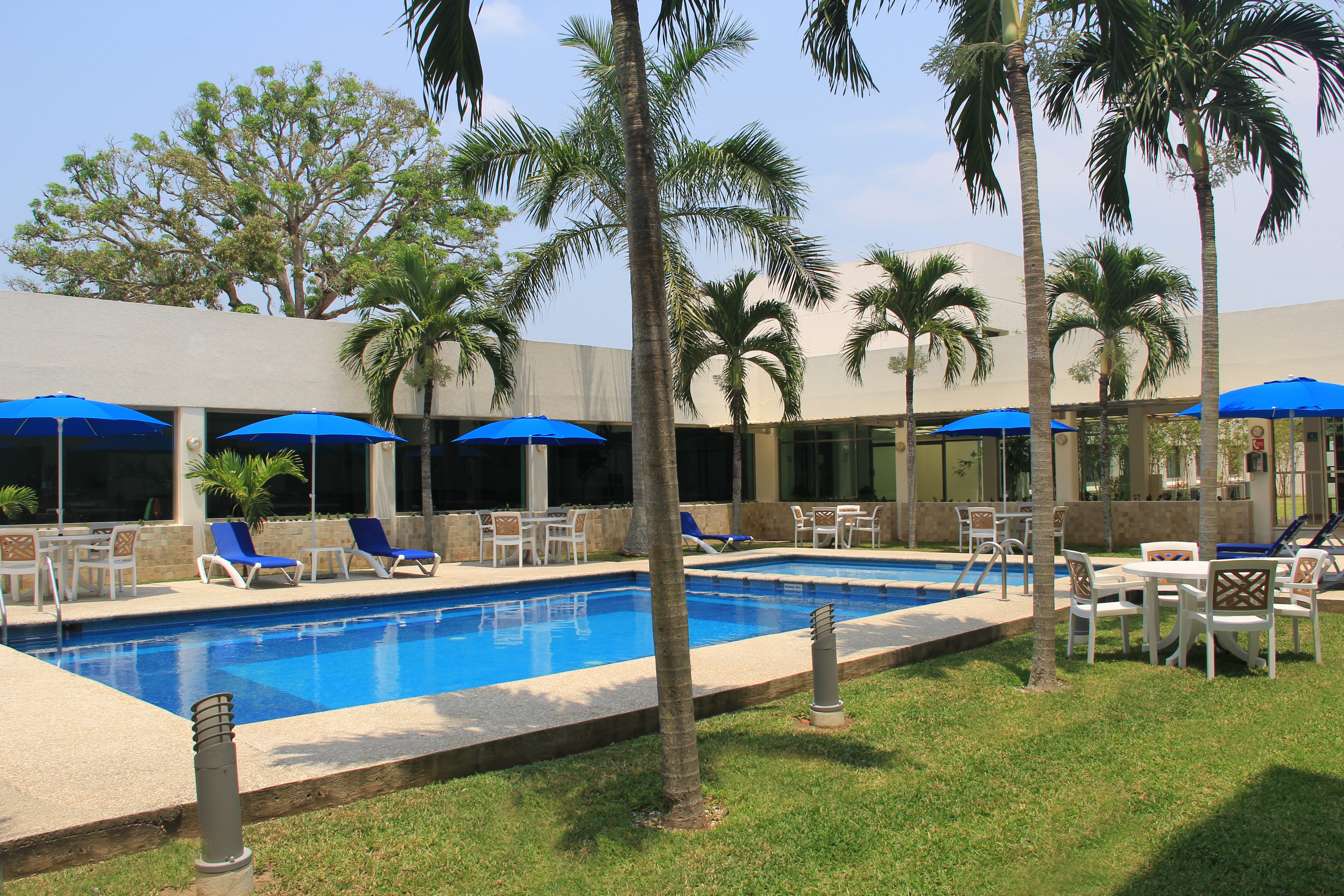 HOLIDAY INN EXPRESS PARAISO DOS BOCAS 21/23