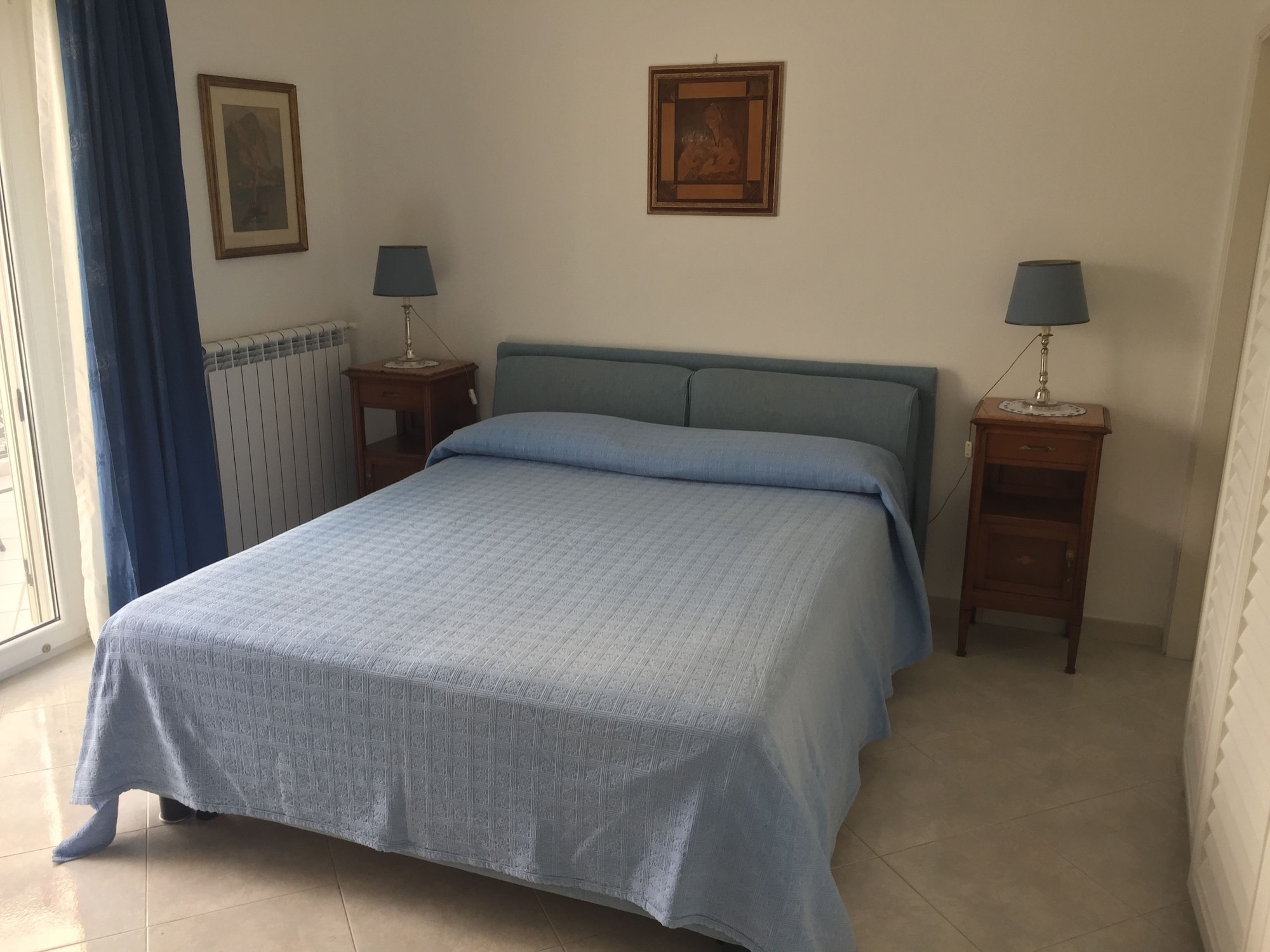 COMFORT, DOUBLE BED