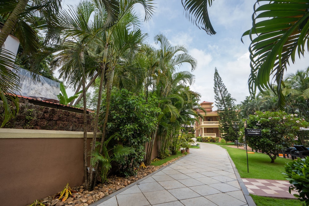 De Mandarin Beach Resort Suites & Villas 36/50
