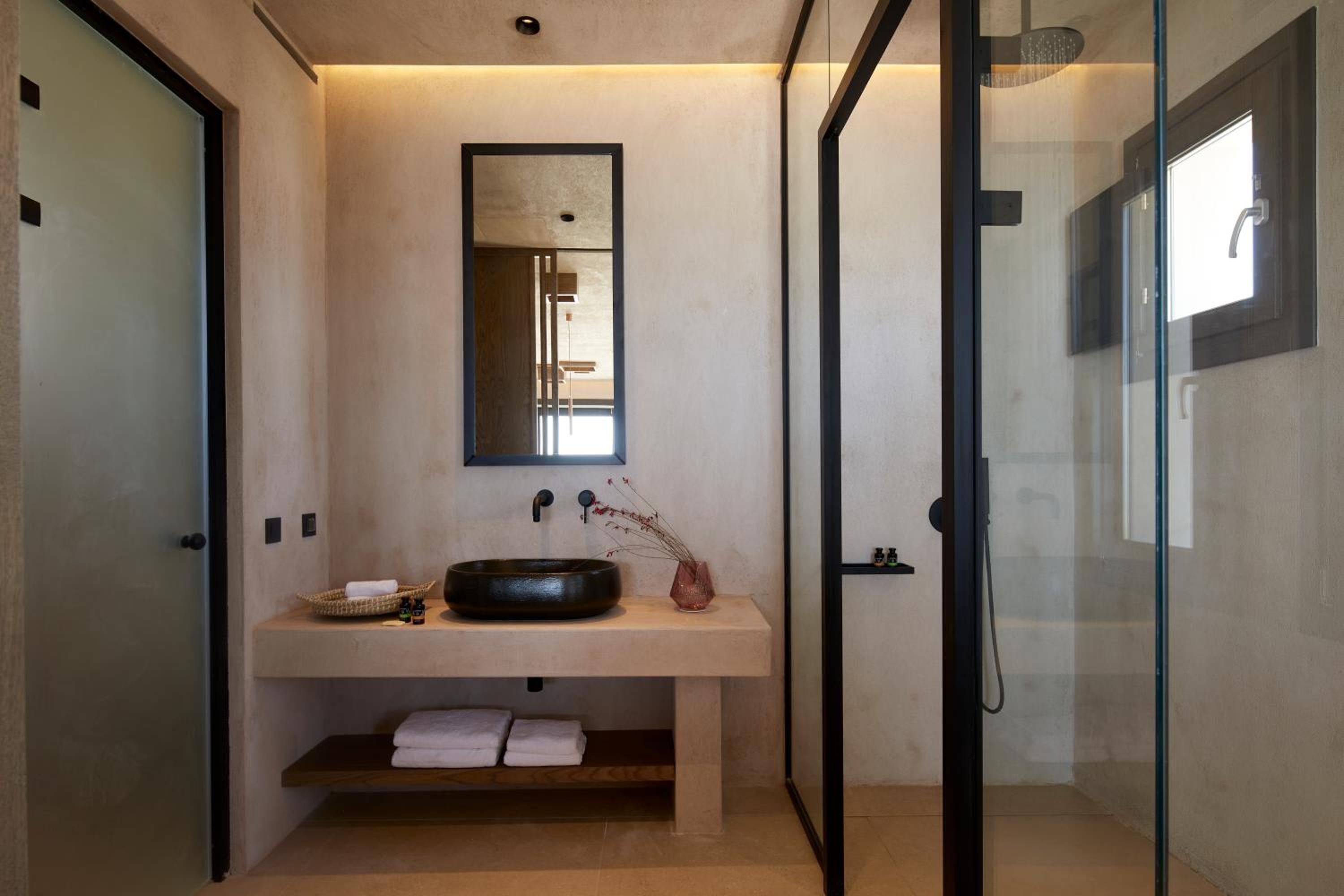 جناح بانورامي بجاكوزي، North Santorini Luxury Spa Hotel 8/10