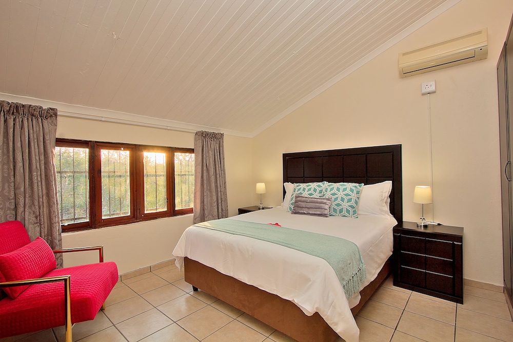 Royale Marlothi Safari Lodge 7/73