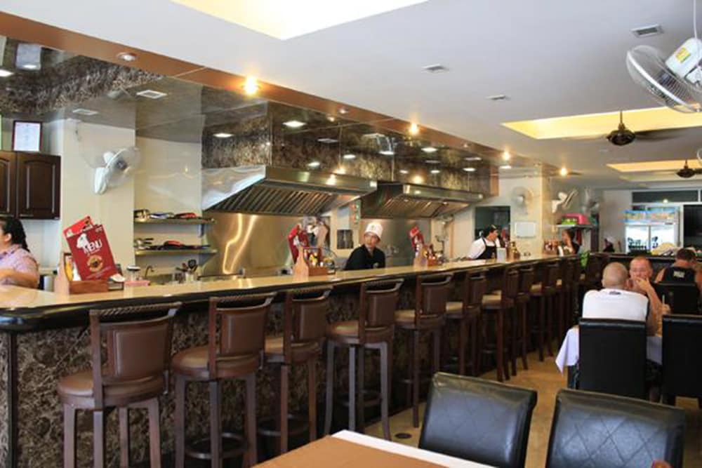 Maleez Lodge Hotel And Restaurant 3/52