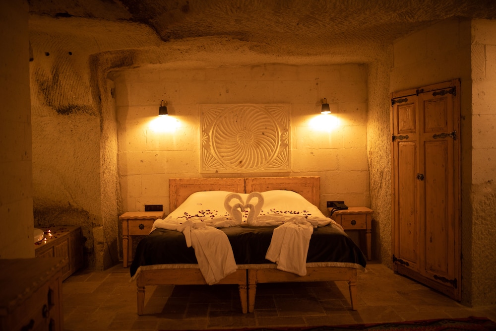 Pome Granate Cave Hotel 2/20