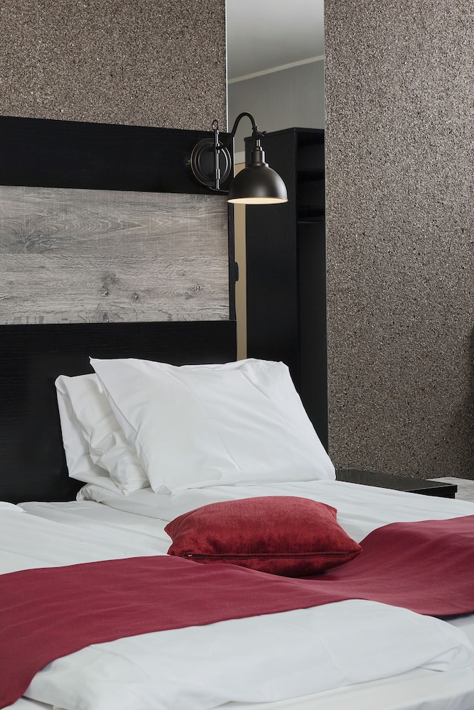 Quality Hotel Klubben 24/83