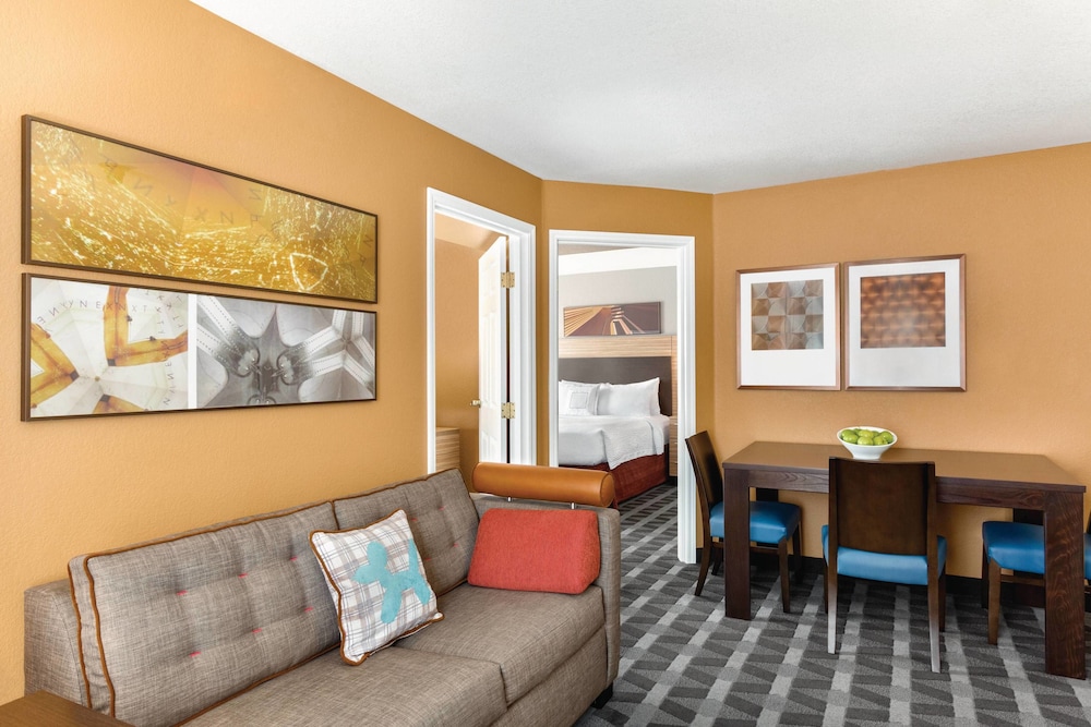 TownePlace Suites Denver West/Federal Center 25/42