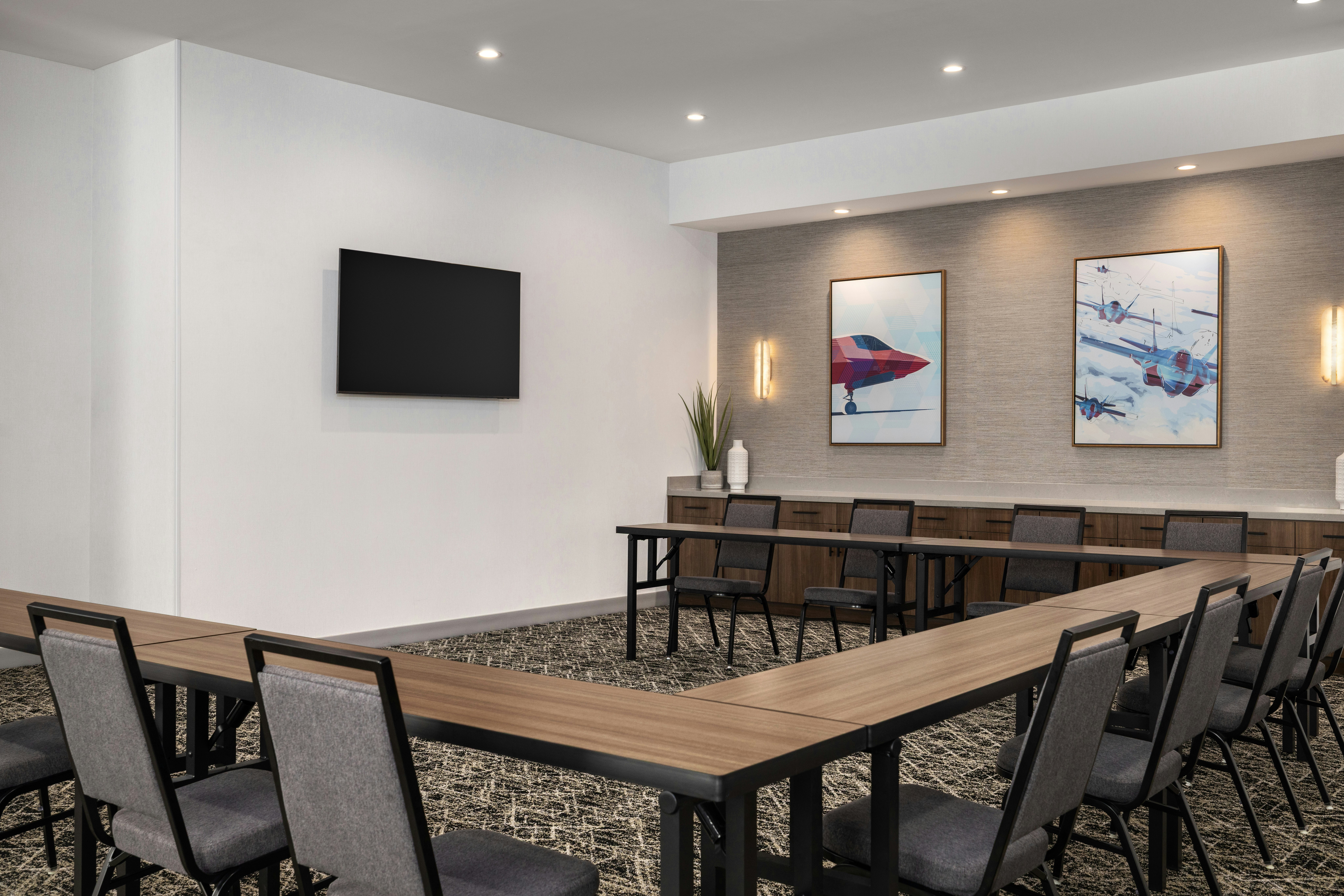 Home2 Suites by Hilton Fort Worth Lake Worth 45/59
