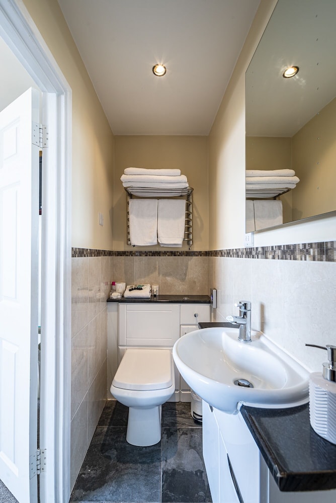 Hamiltons Boutique Accommodation 46/50