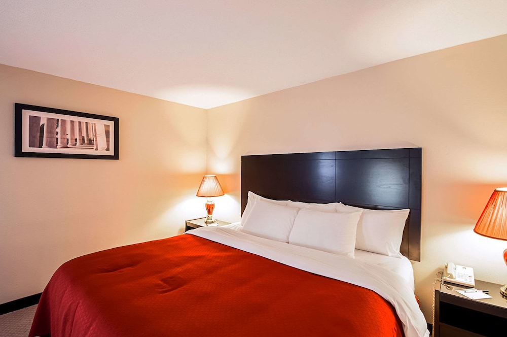 Quality Inn near Potomac Mills 13/39