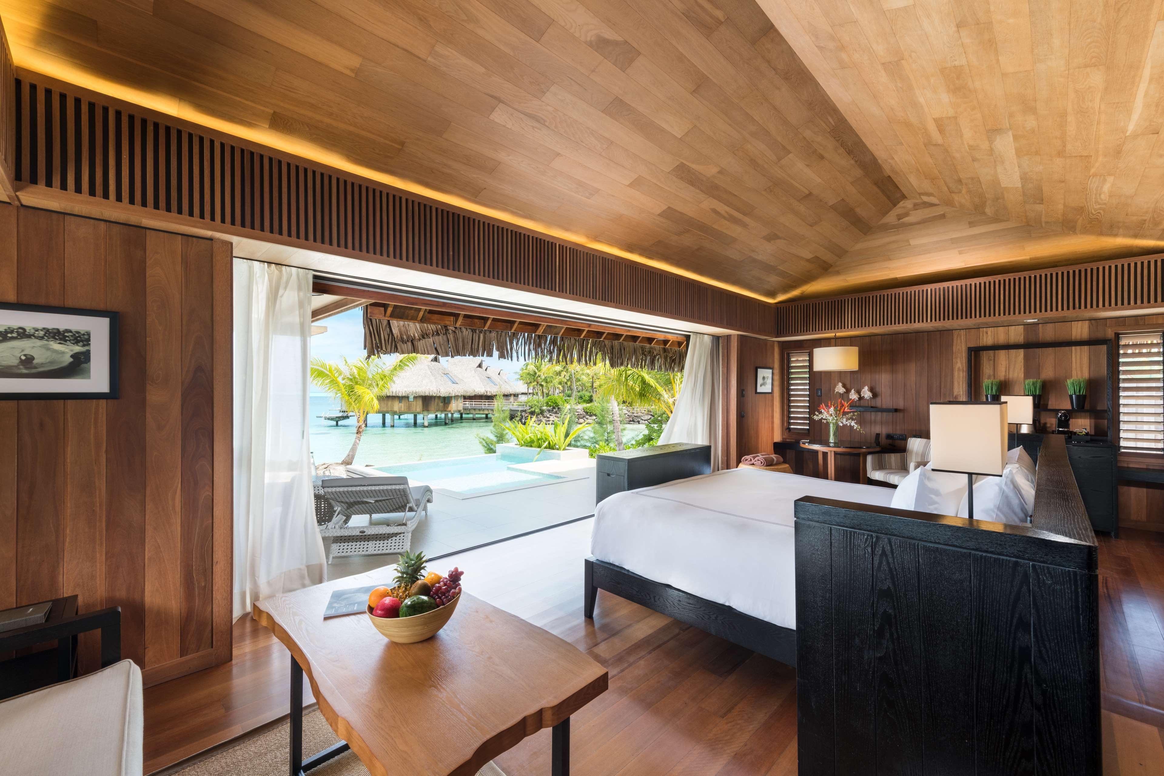 Conrad Bora Bora Nui in BORA BORA