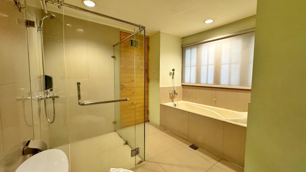 CHARA HOTEL BANDUNG 24/29