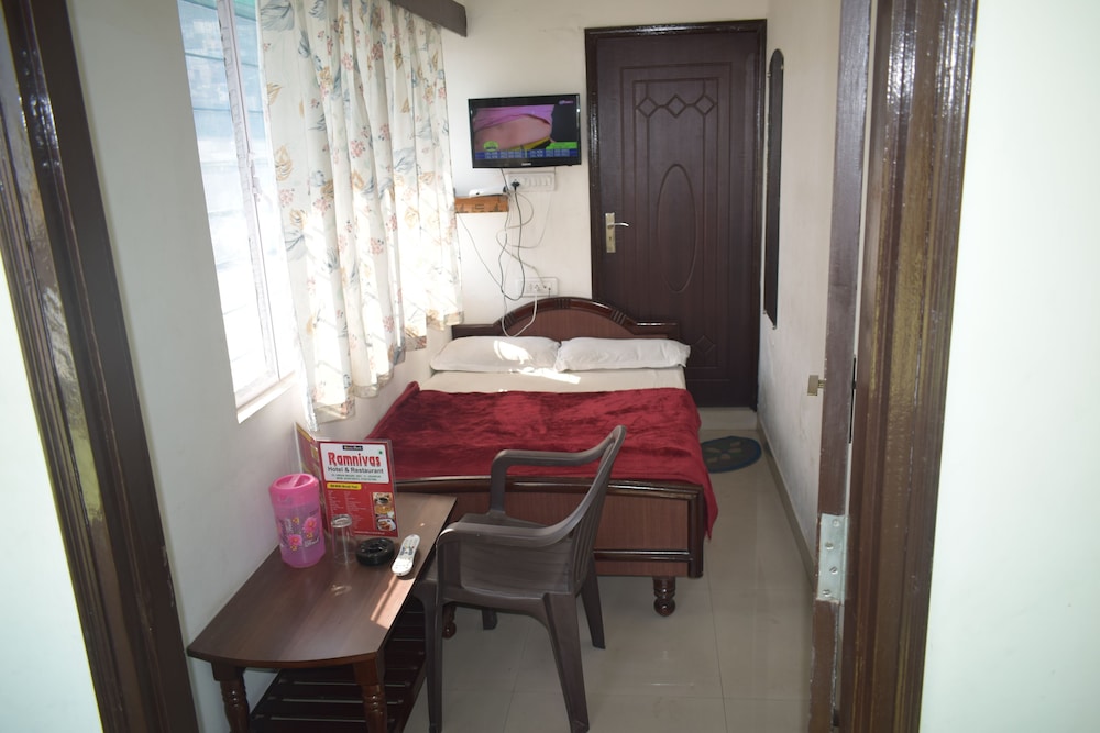 Hotel Ram Niwas 41/47