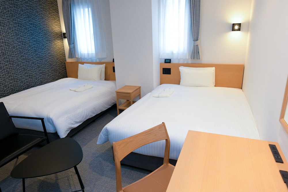 SUPERIOR, TWIN BEDS