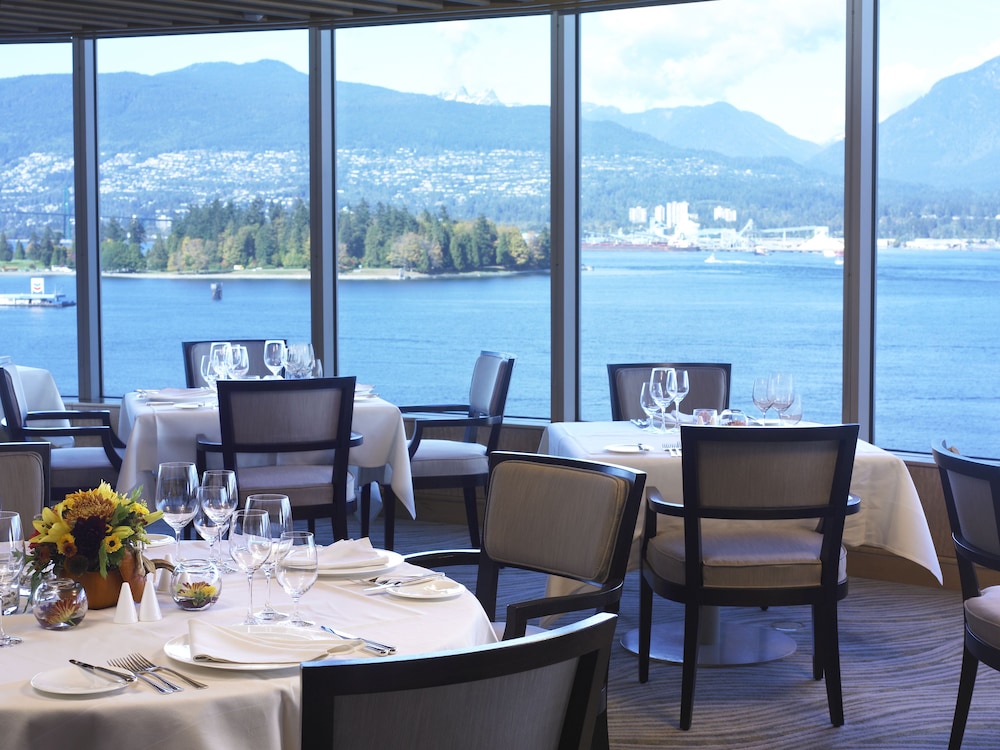Pan Pacific Vancouver 54/68
