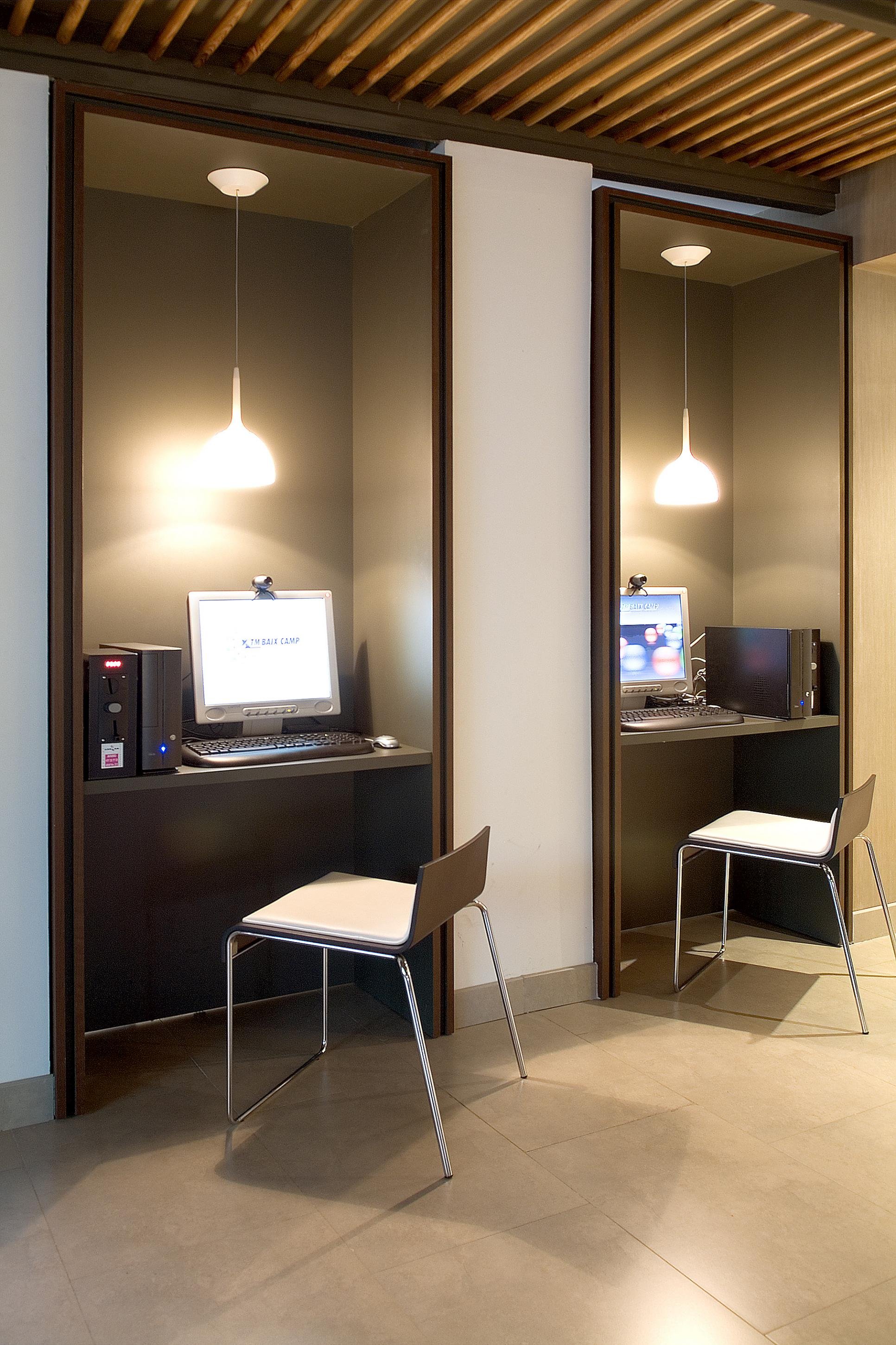 Magnolia Hotel - Adults Only 7/49
