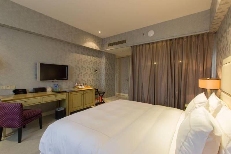Hiyet Oriental Hotel Zhongshan 14/47