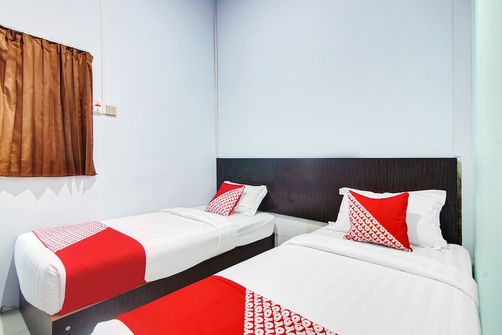 Hotel O Bukittinggi near Jam Gadang formerly New Aedo 26/56