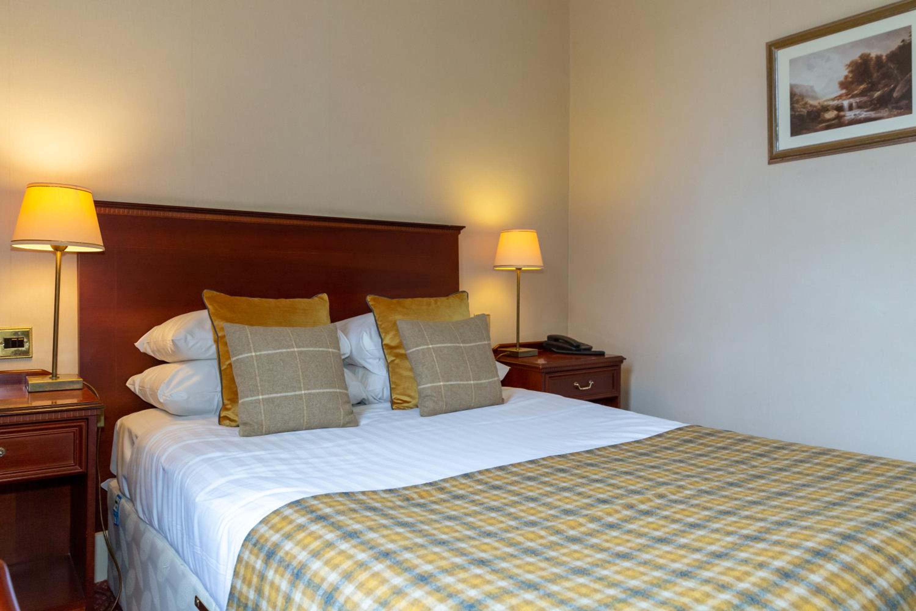 غرفة سوبيريور مفردة، Alexandra Hotel 3/18