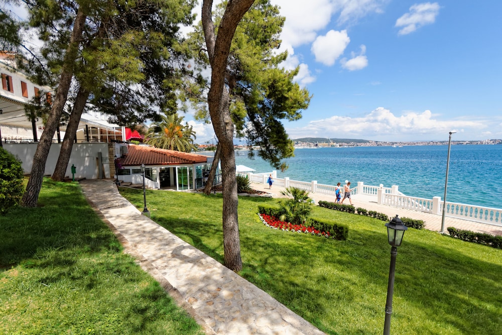 All Inclusive Hotel Val 36/50