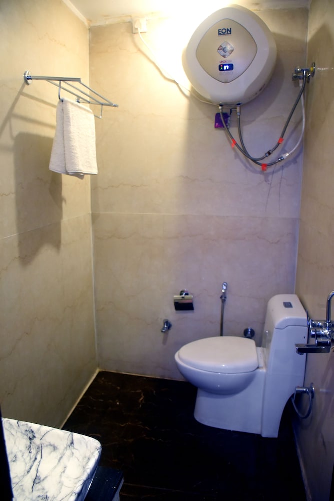Hotel Gharonda 20/22