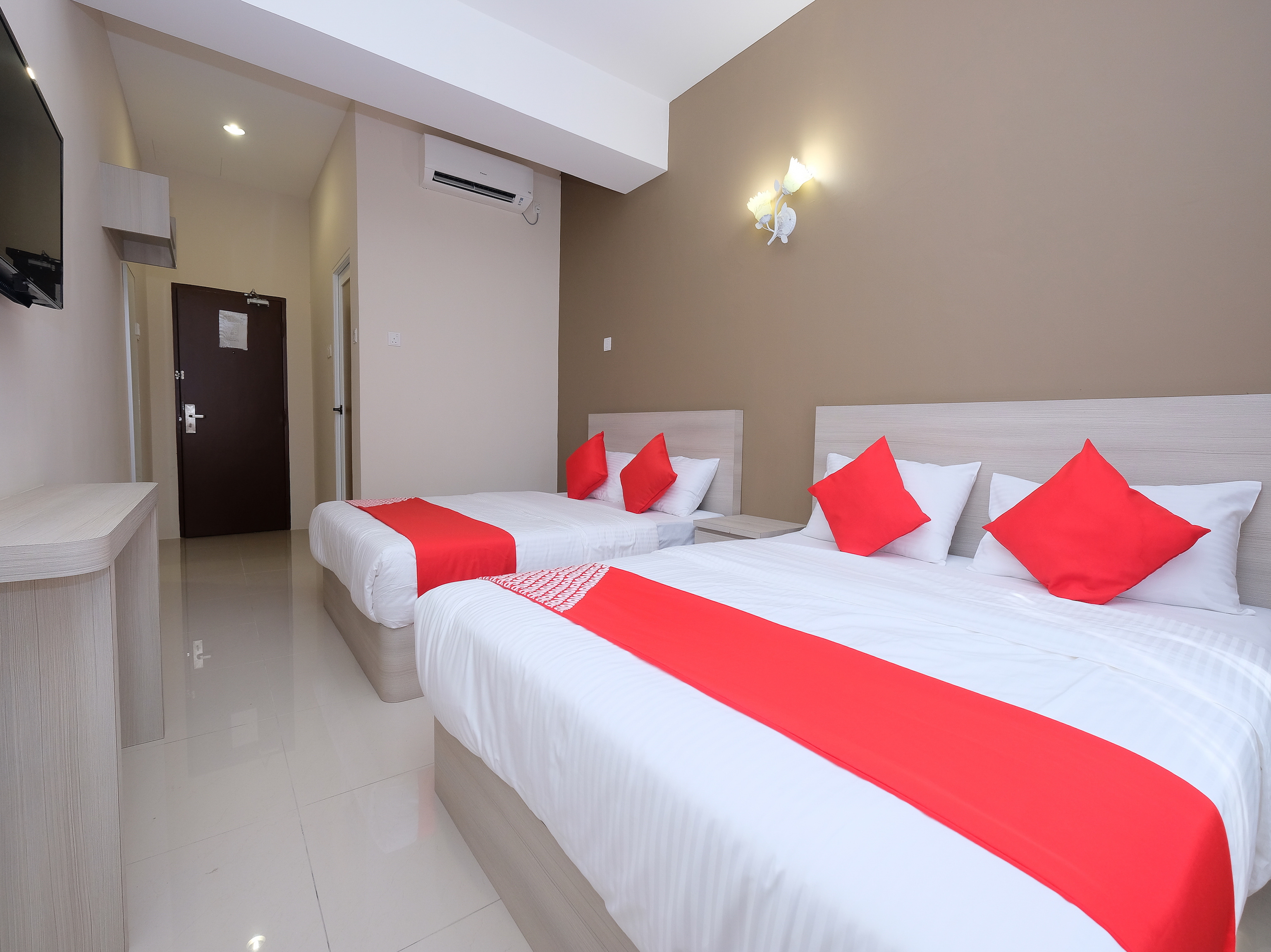 OYO 43935 Mancalin Hotel 20/38