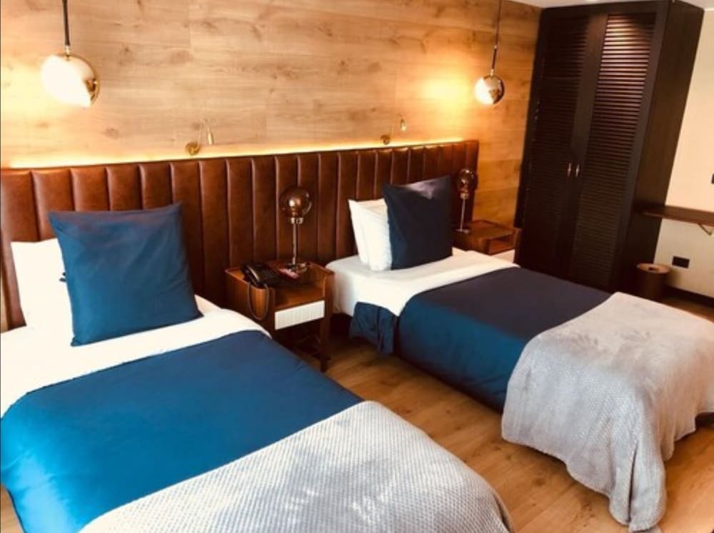 STANDARD, TWIN BEDS