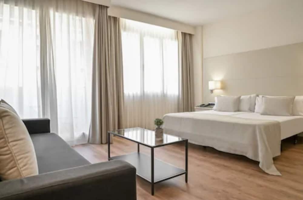 Aparthotel Mariano Cubi Barcelona 20/67