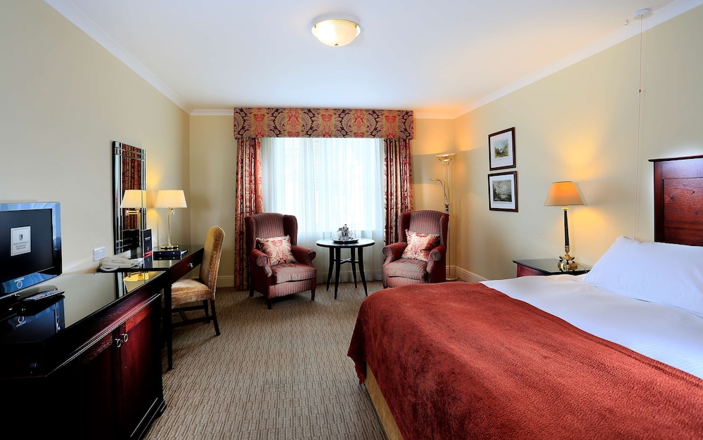 Macdonald Old England Hotel And Spa 6/50