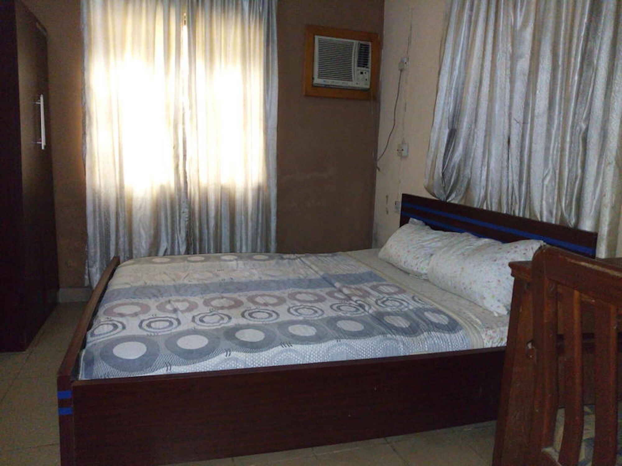 STANDARD, DOUBLE BED