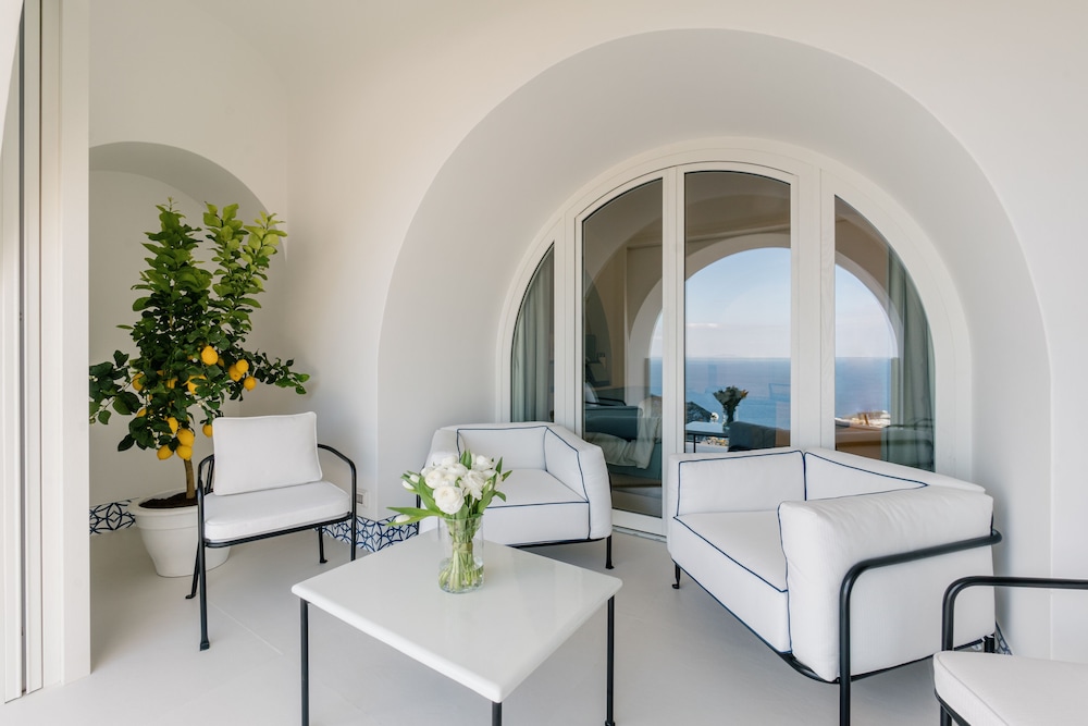 Palazzo M Capri 26/50