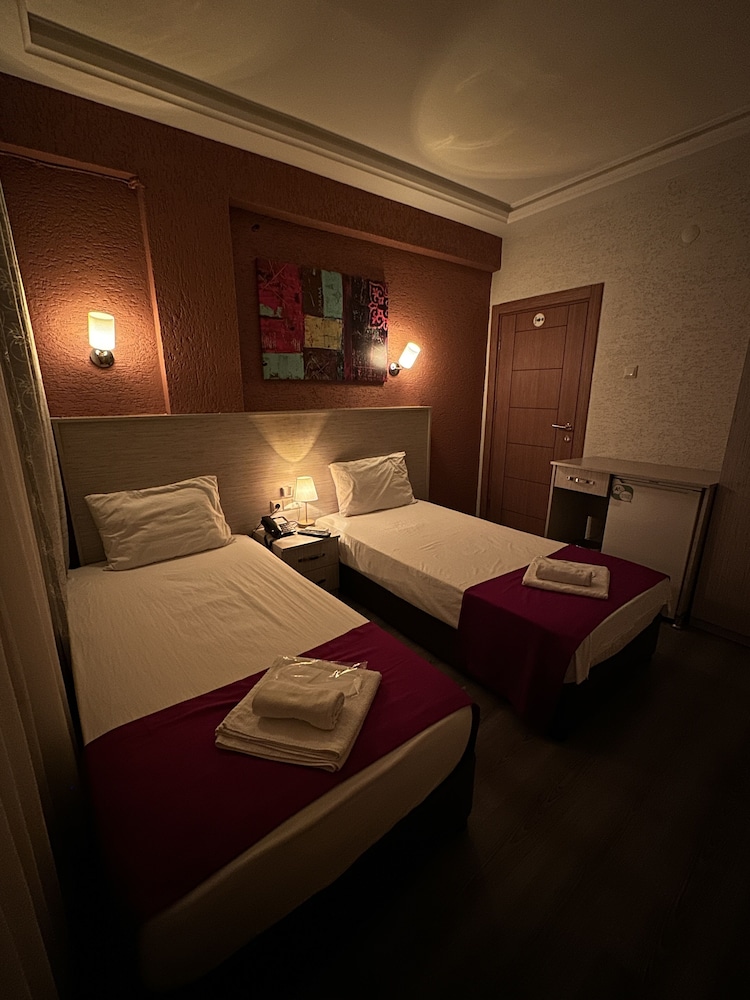 Ferah Hotel 5/22
