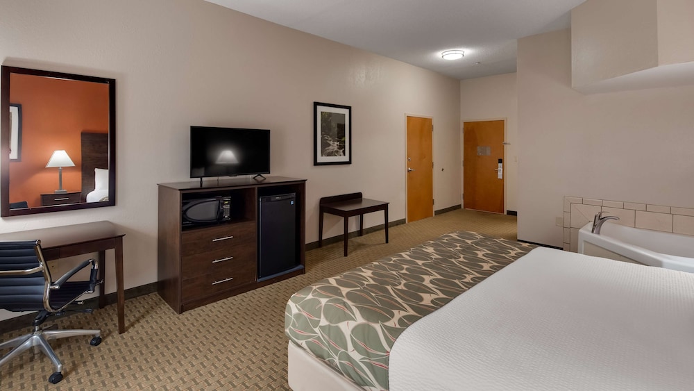 Best Western Executive Inn Latta 10/32
