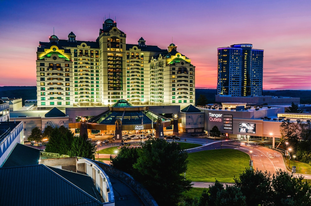 Great Cedar Hotel at Foxwoods 2/51