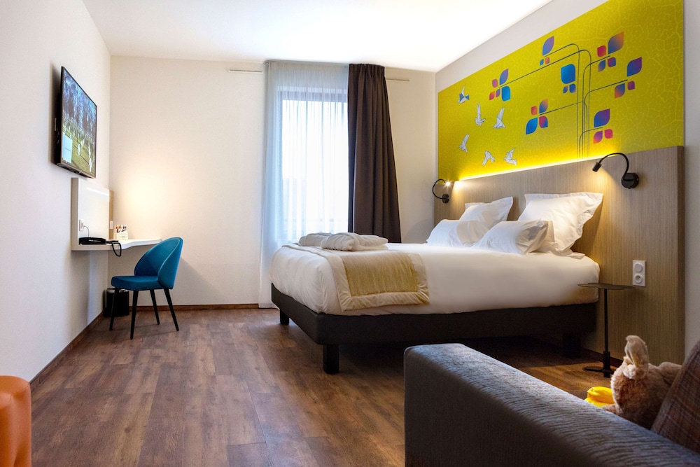 Kyriad Prestige Amiens Poulainville Hotel and SPA 2/40