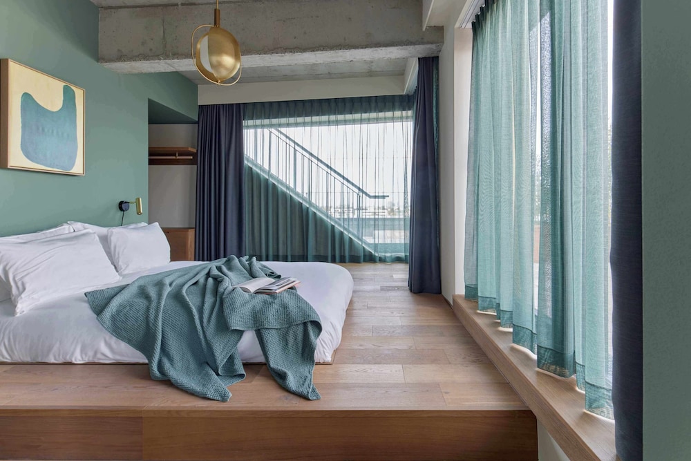2 Bedrooms, Penthouse Suite, 2 Double Beds