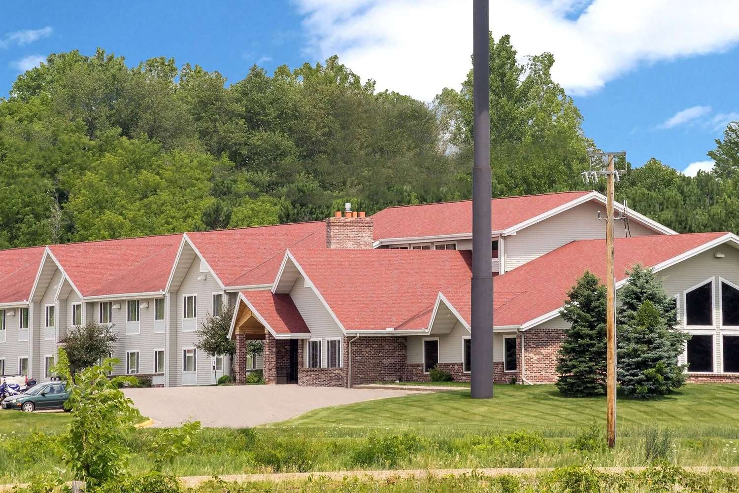 AmericInn by Wyndham Baldwin 33/34