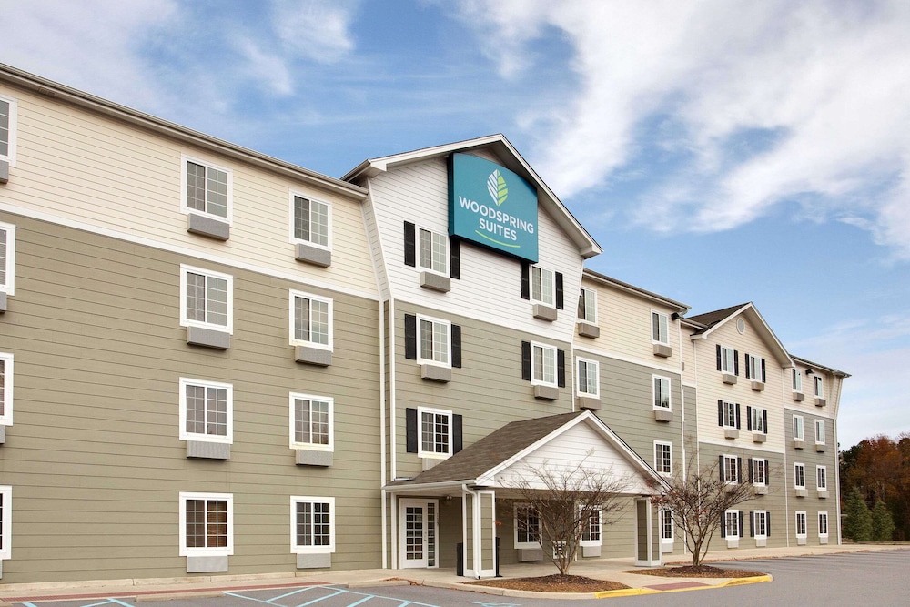 WoodSpring Suites Chesapeake-Norfolk South 6/51