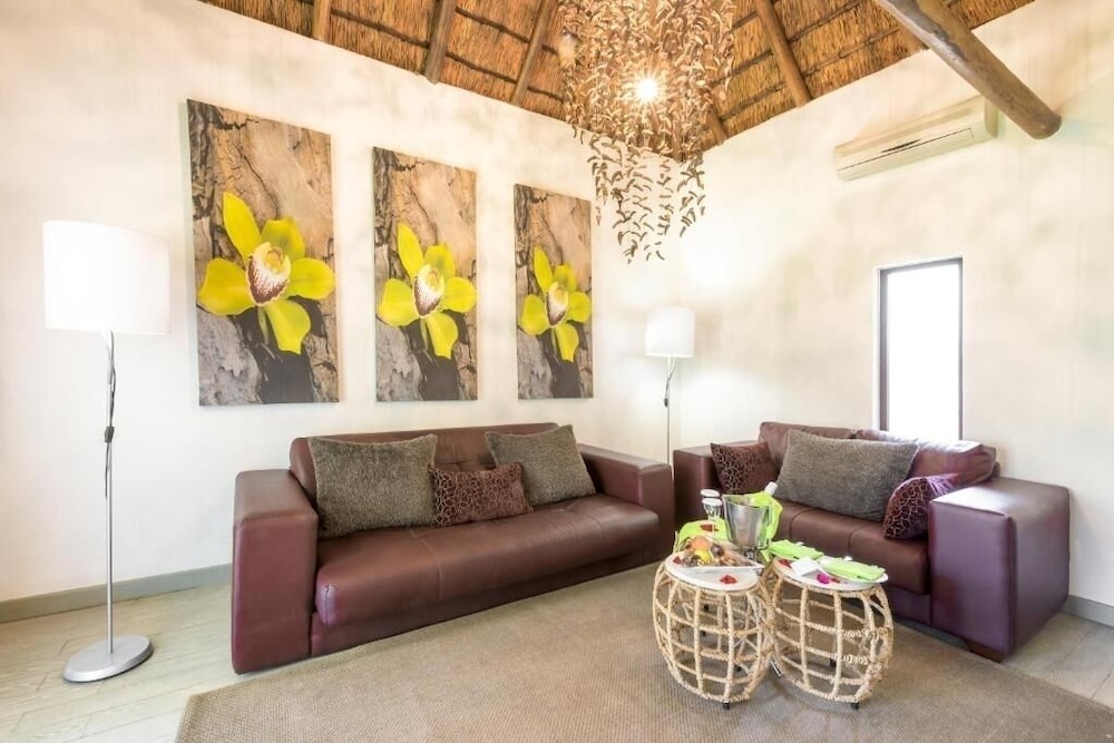 Mokuti Etosha Lodge 49/69