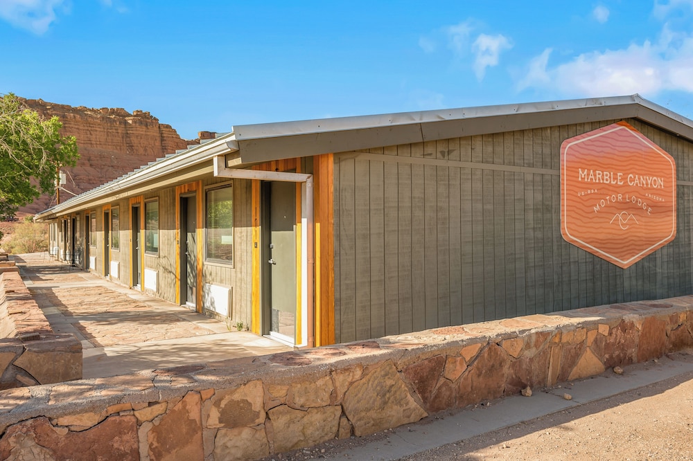 Marble Canyon Lodge 42/68