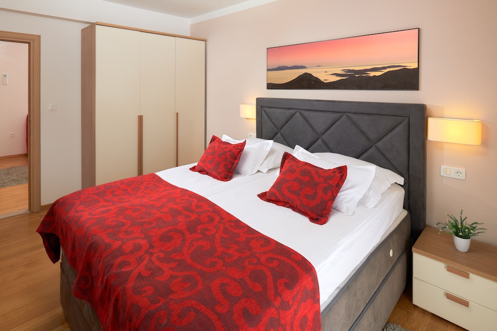 Hotel Fortuna 12/50
