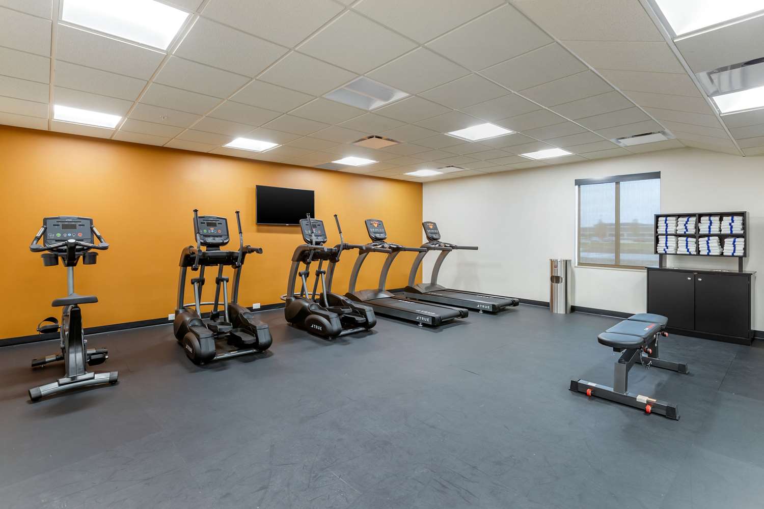 Comfort Inn Suites West Des Moines 6/12